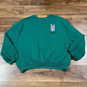 Wicked Glinda and Elphaba Love Without Limits Graphic Sweatshirt Green Womens M